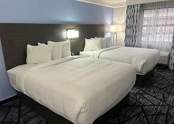 Hotel Western - O'hare Nw